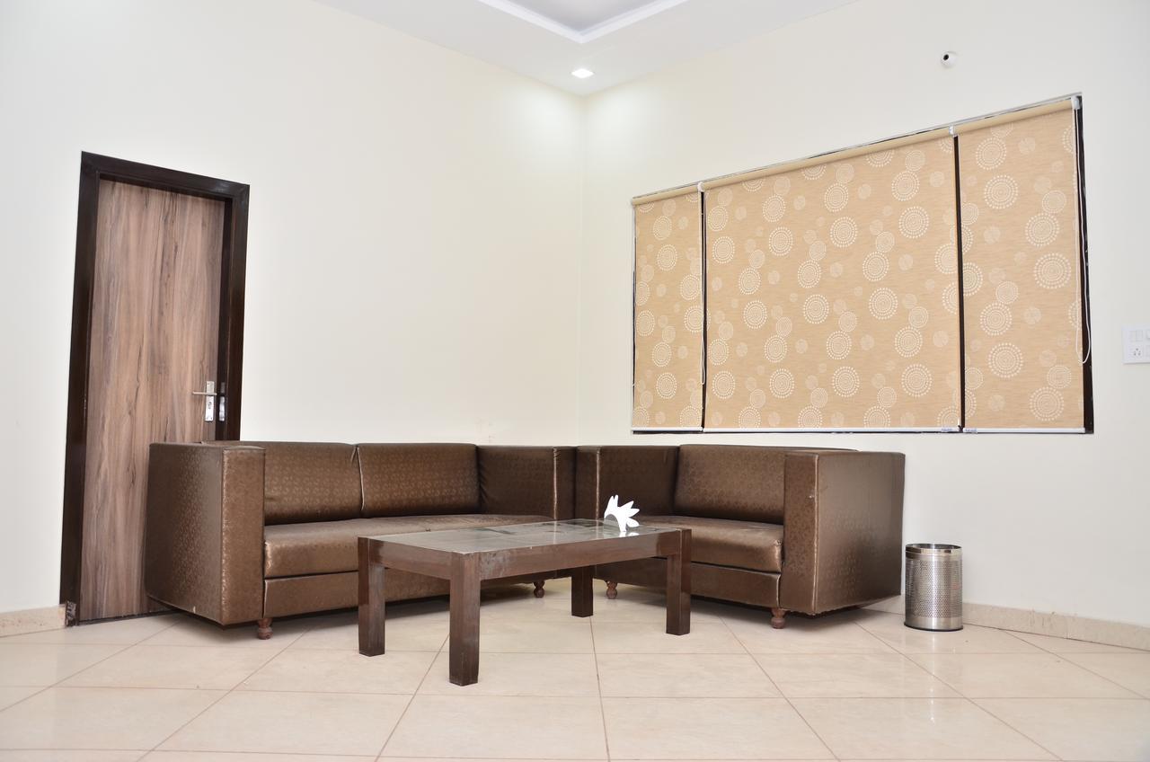 Heaven Blu Hotel & Resort Amritsar Zewnętrze zdjęcie